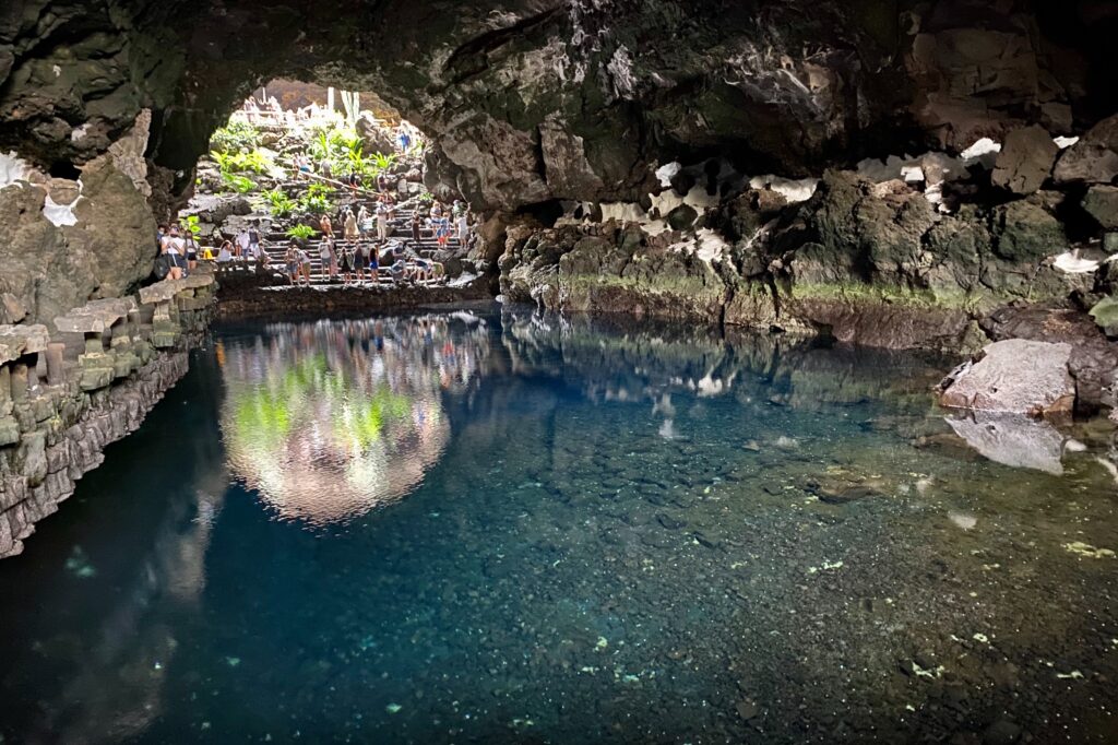 Süßwassersee in der Cueva de los Verdes